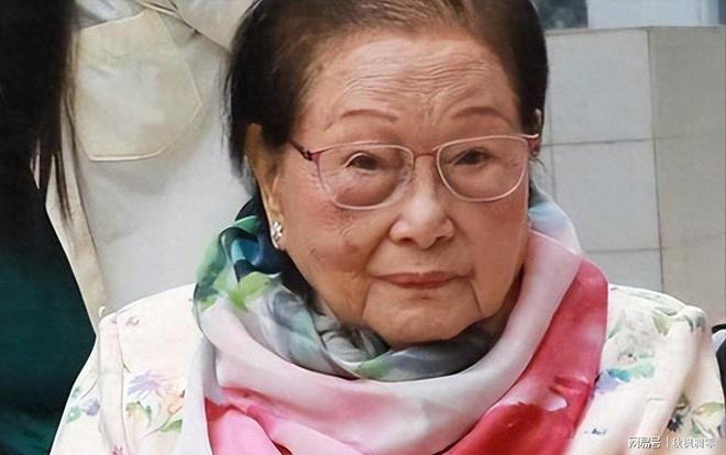 百岁富婆六子三女皆优